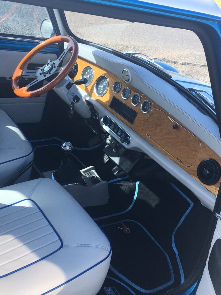 Mini