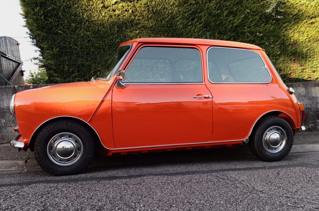 Mini